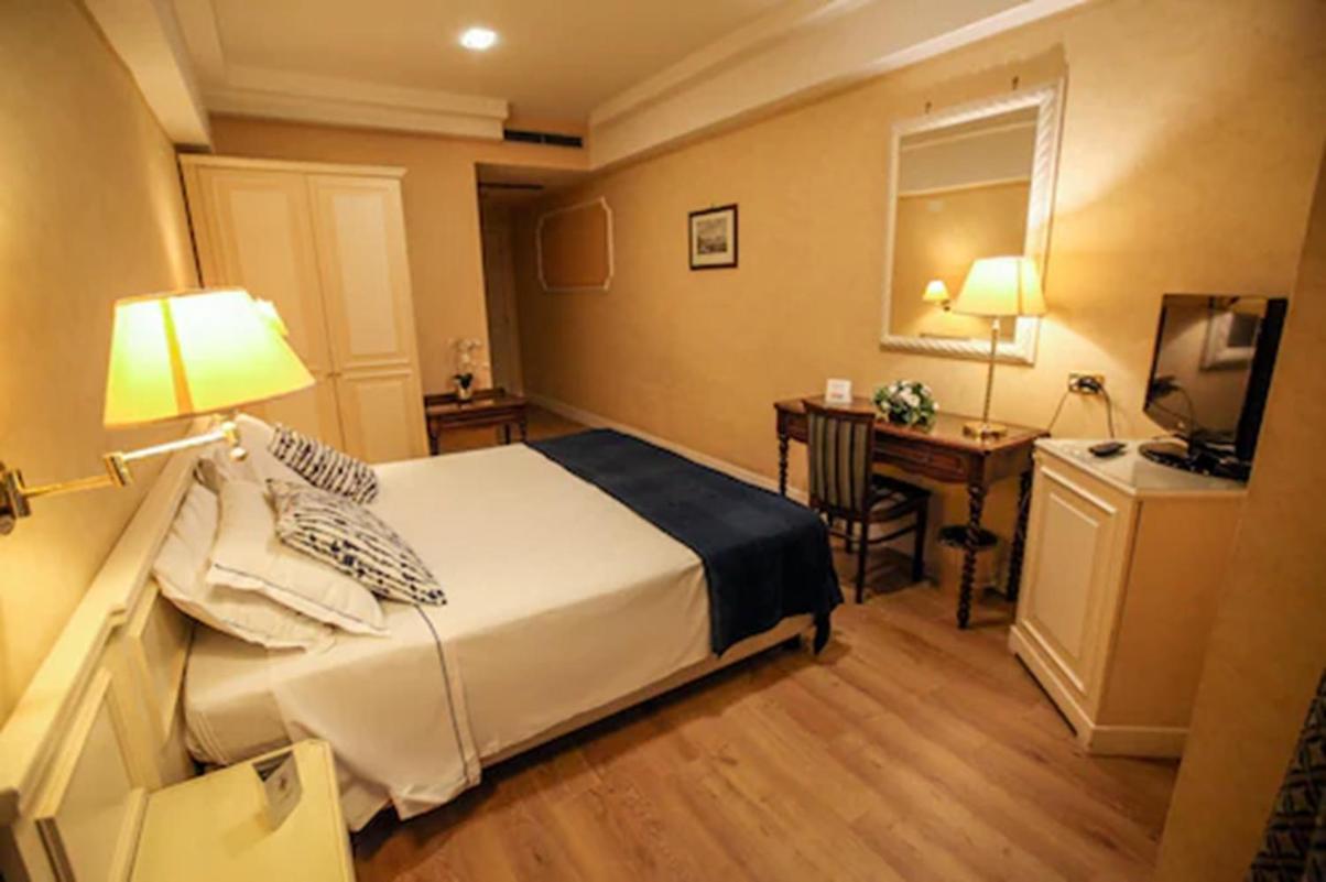 Hotel I Gigli Nola Extérieur photo